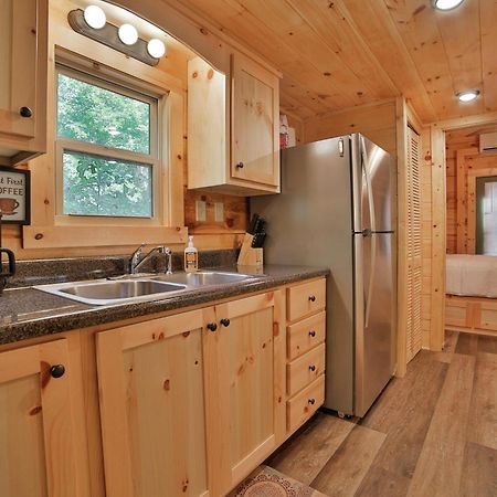 Tiny Cabin Village Private Hot Tub Lynda Cabin Chattanooga Exteriör bild