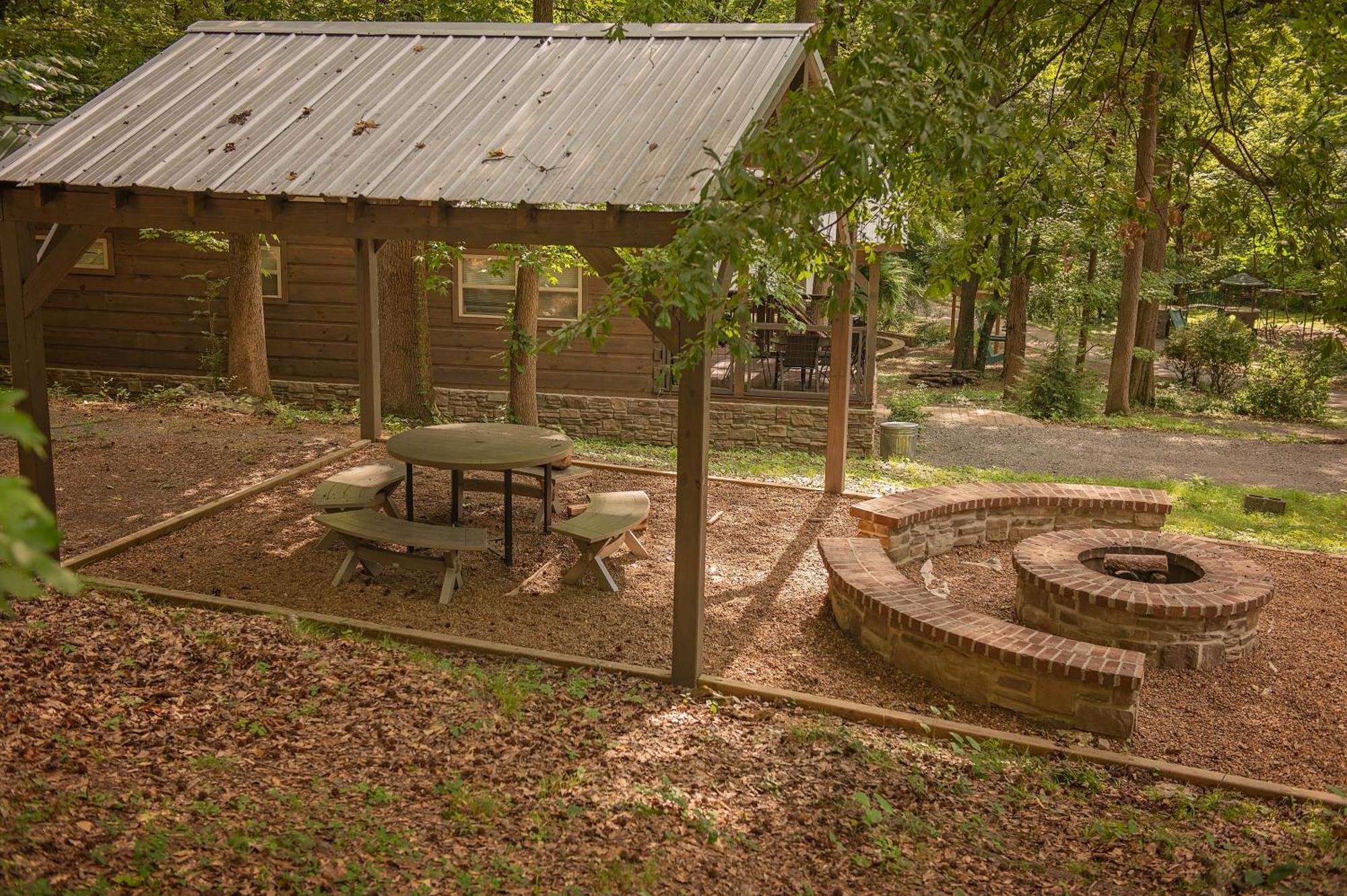 Tiny Cabin Village Private Hot Tub Lynda Cabin Chattanooga Exteriör bild